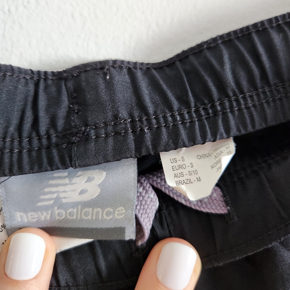 New balance pants - Picture 3 of 3